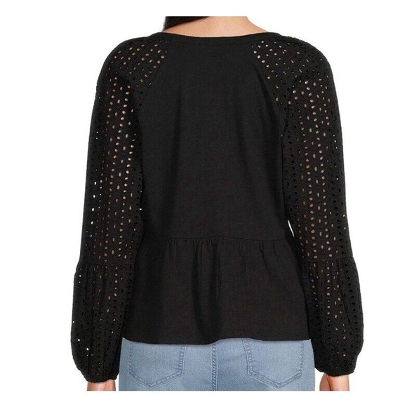 Time And Tru Women’s Eyelet Top Size XL 16 18 Black Soot NWT - Picture 2 of 11